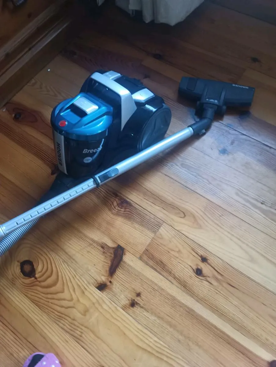 Selling HOVER BREEZE bagless hover 60 Euro - Image 1