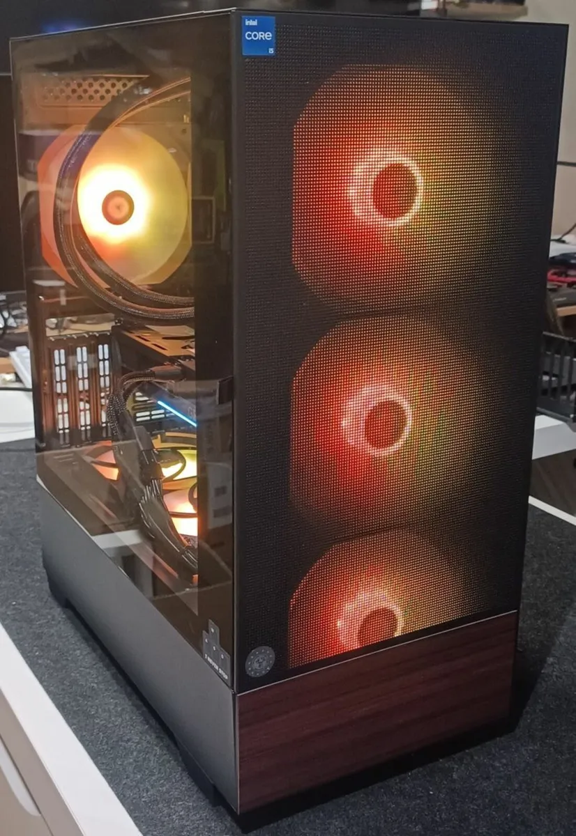 2025 Gamer i5-14th Gen RTX 5070 Gaming PC - Image 1