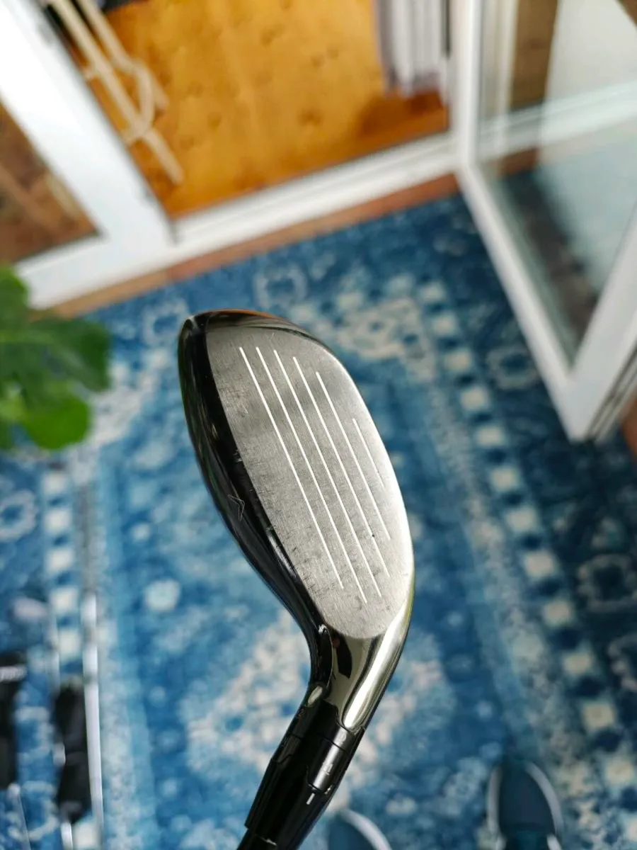 Left handed callaway paradym 18° hybrid stiff - Image 2