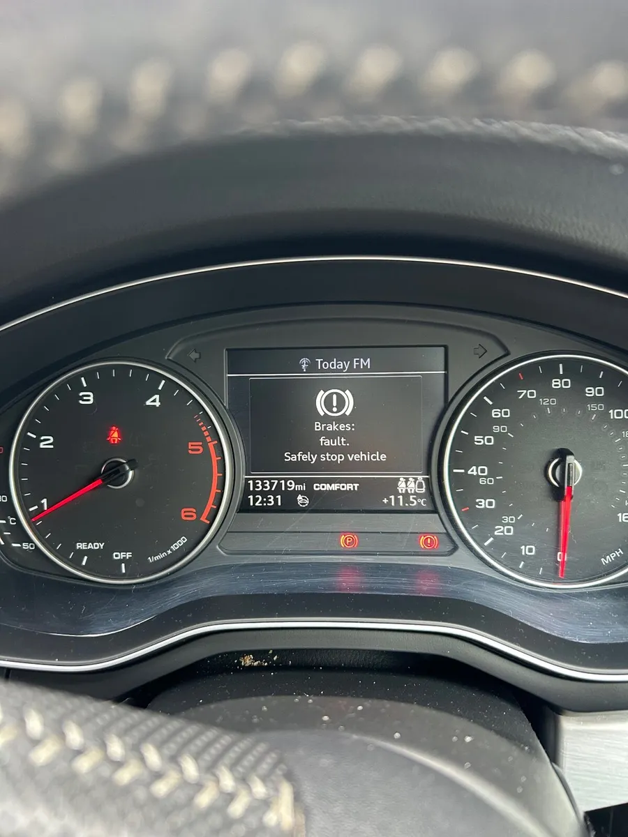 Audi A4 2016 - Image 4