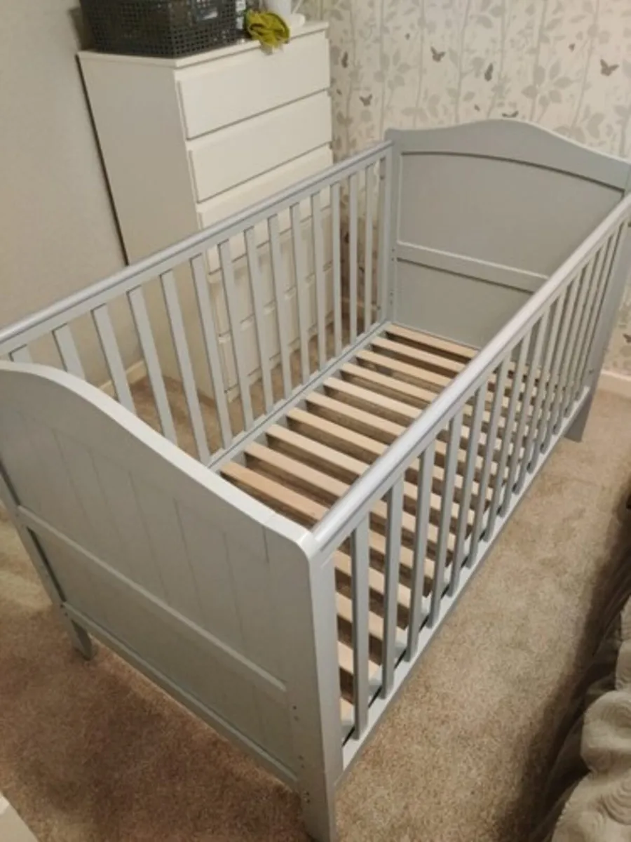 Baby cot
