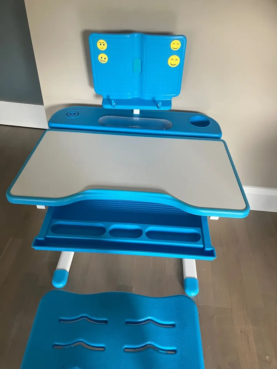 Desk and chair Kids - Image 1