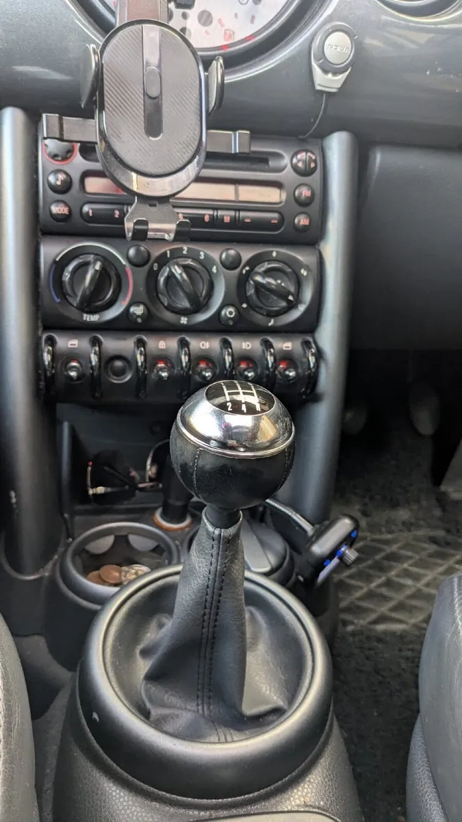 Mini Cooper 2005 - Image 3