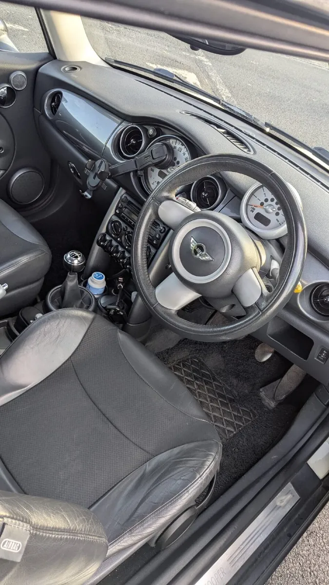 Mini Cooper 2005 - Image 4