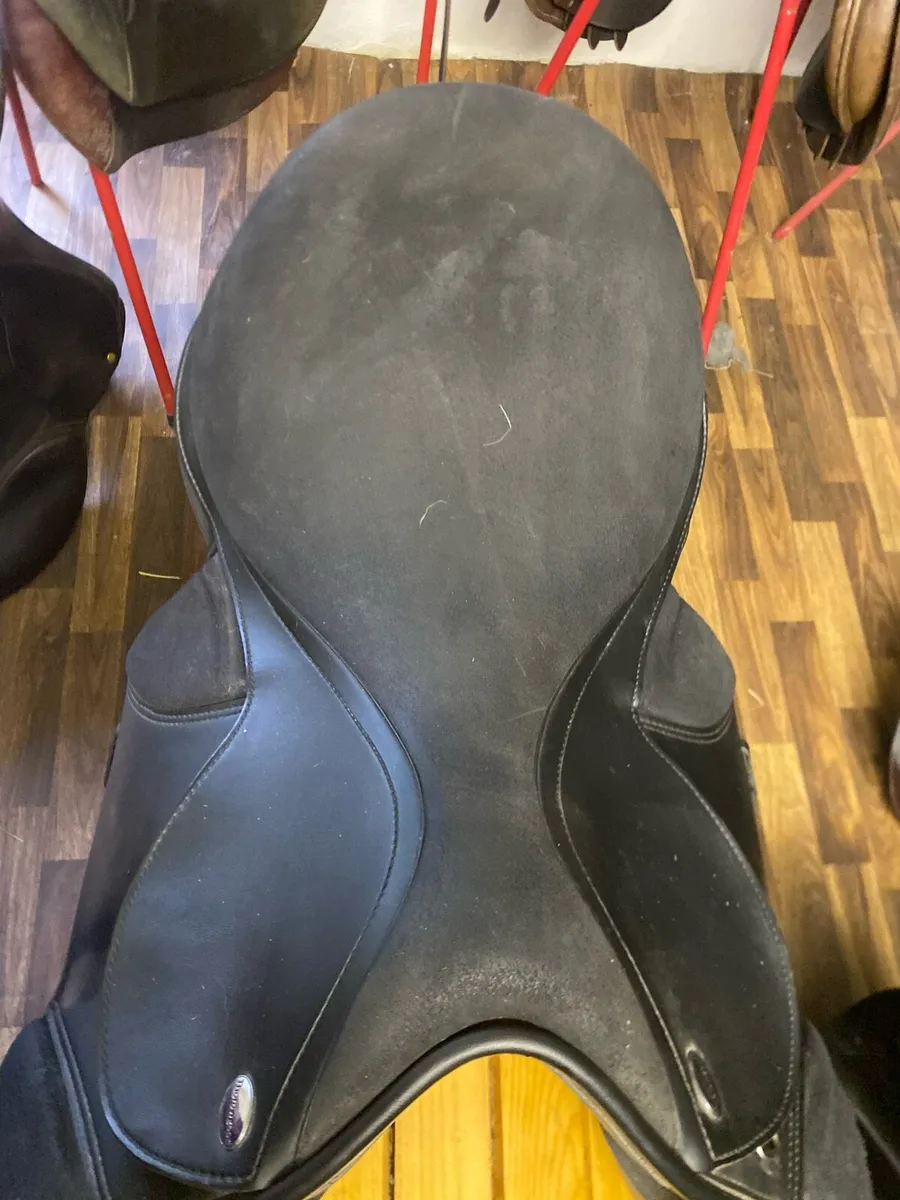 Thorowgood T4 17.5 adjustable saddle - Image 2