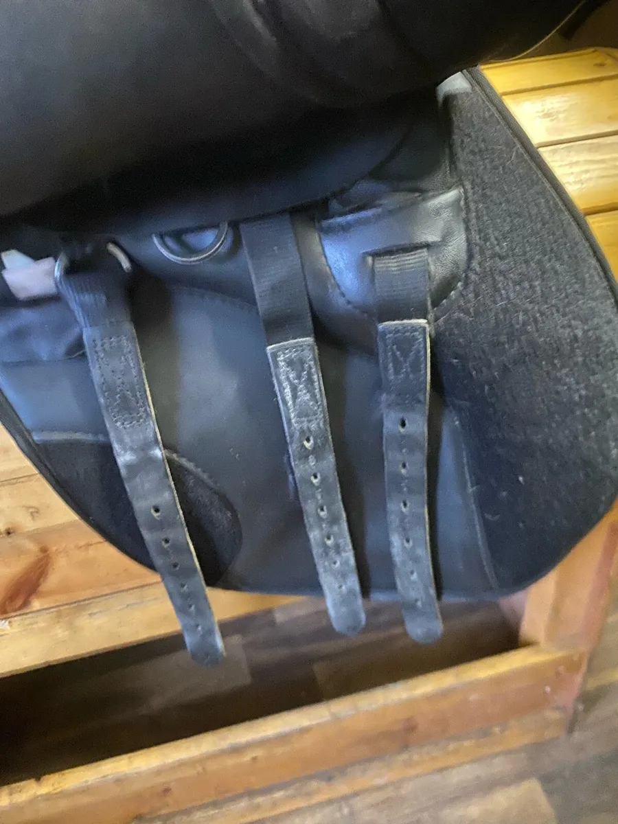 Thorowgood T4 17.5 adjustable saddle - Image 3