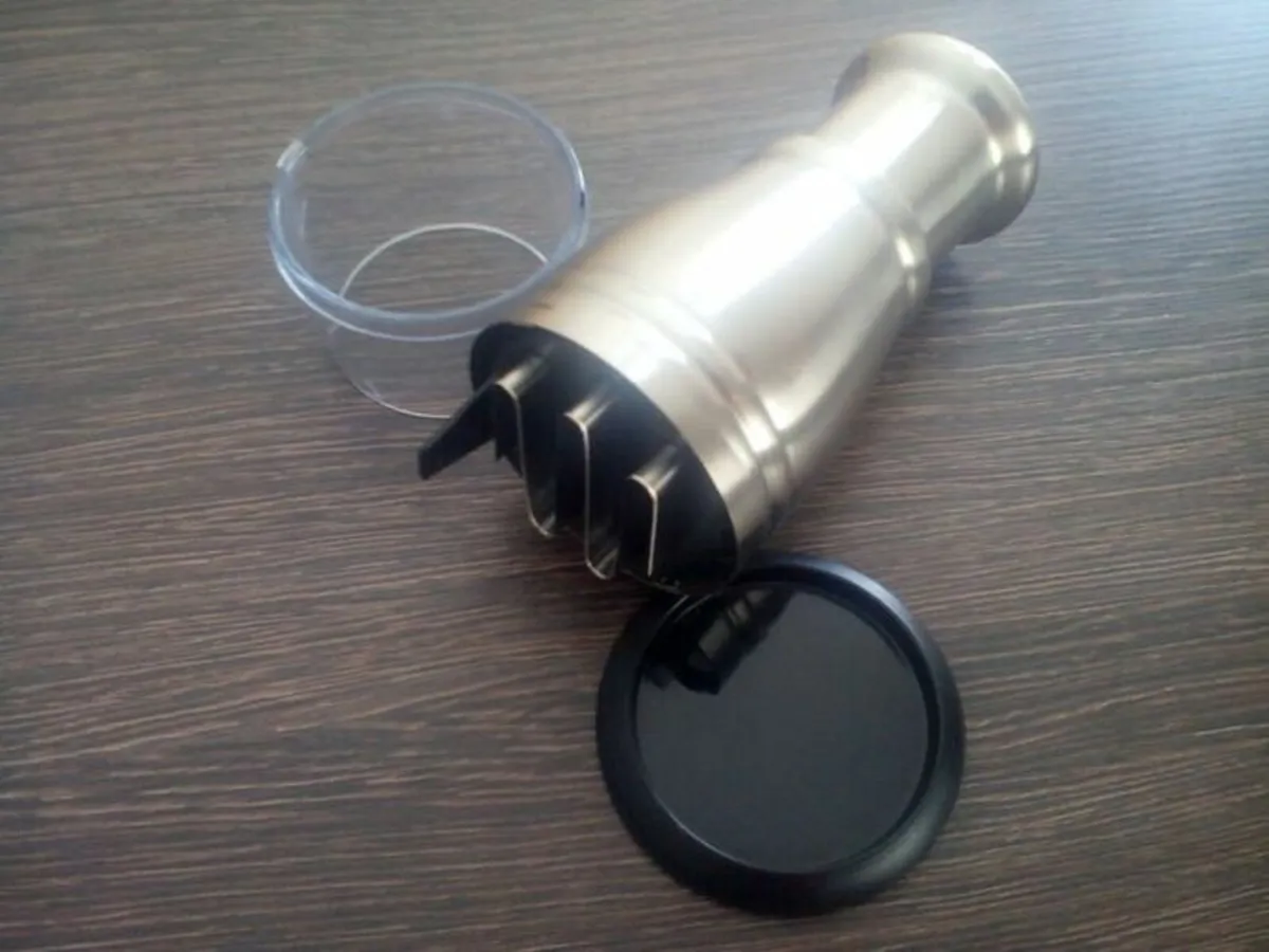 Stainless Steel Onion / Vegetable Chopper. - Image 2