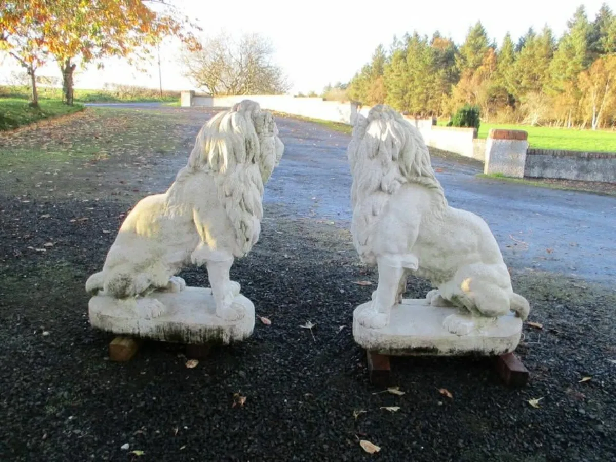 Pair Of Large Porto Lions - Image 4