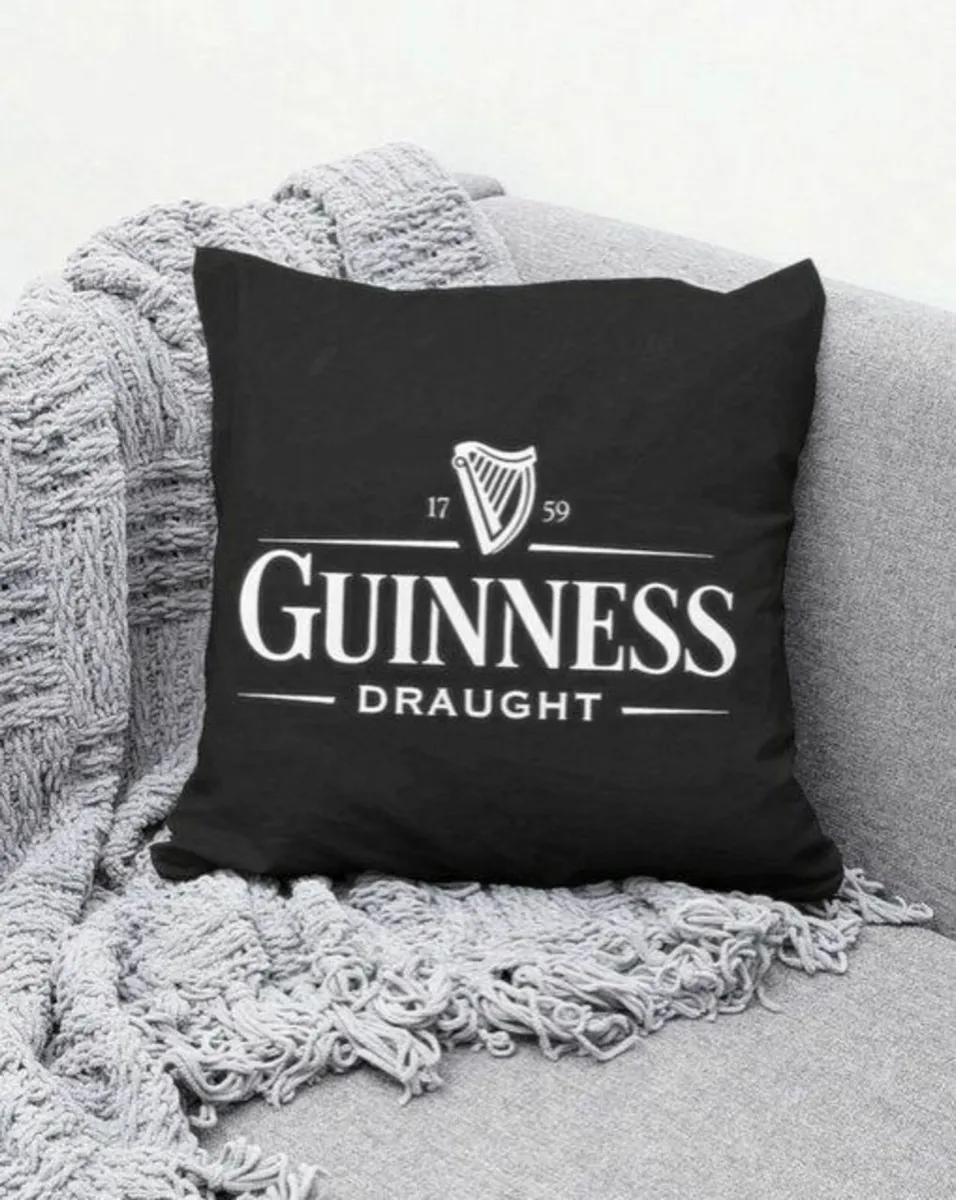 Set 4 BNWT Bar Cushions - Image 4