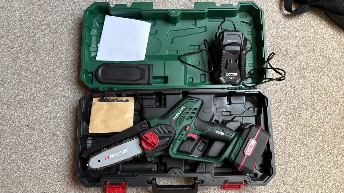 Chainsaw new - Image 1