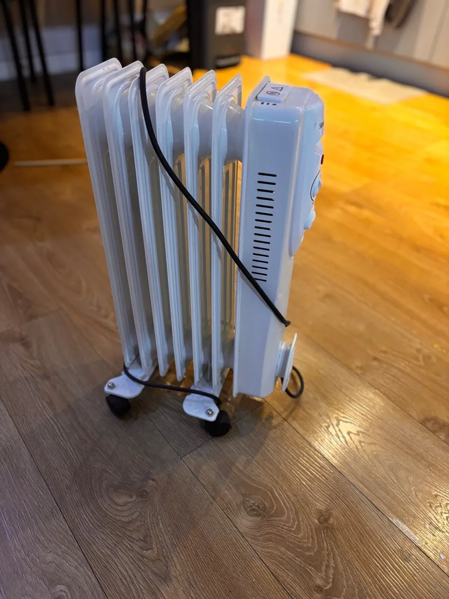 Portable heater - Image 2