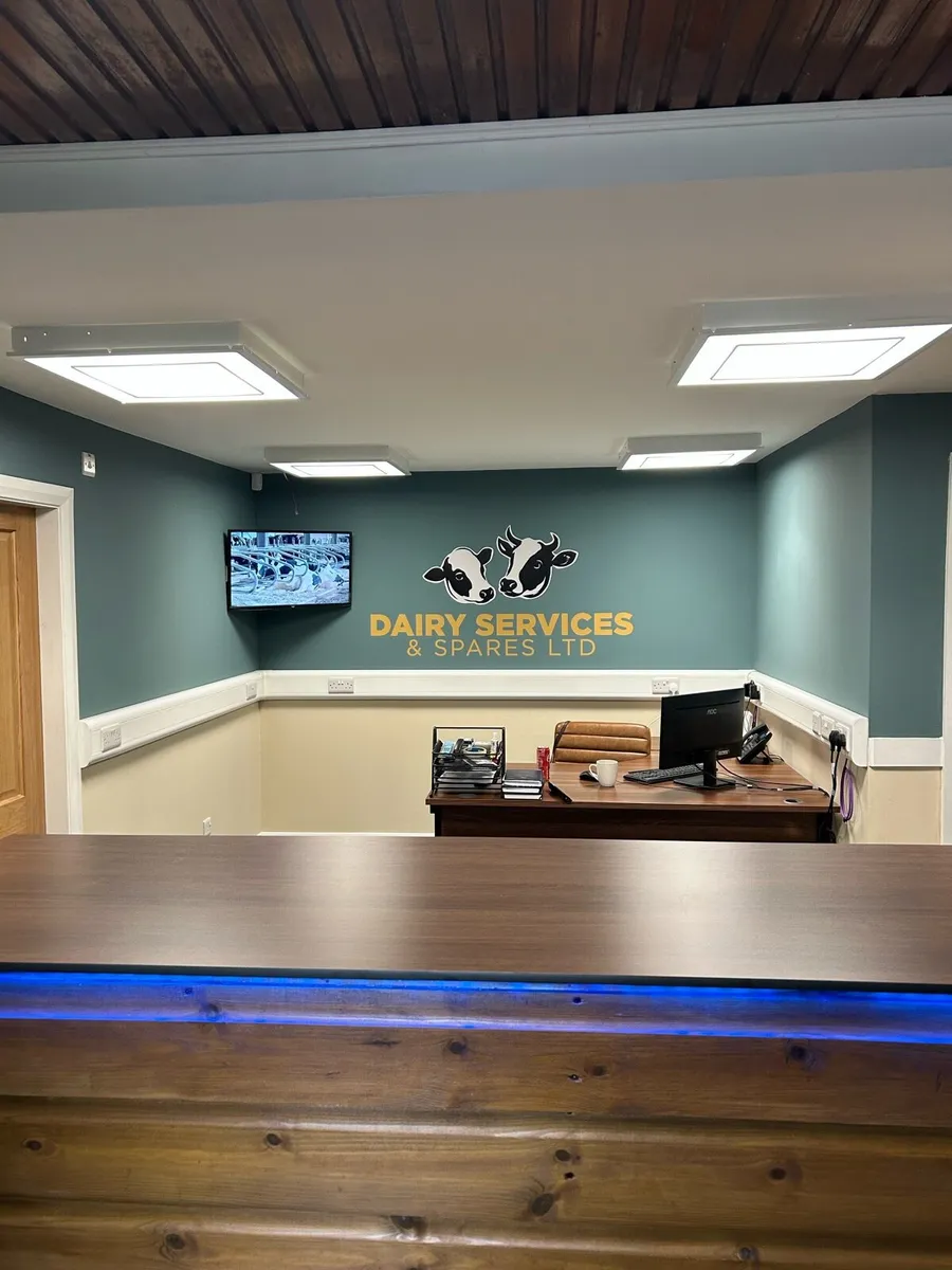 Milking parlours - Image 2