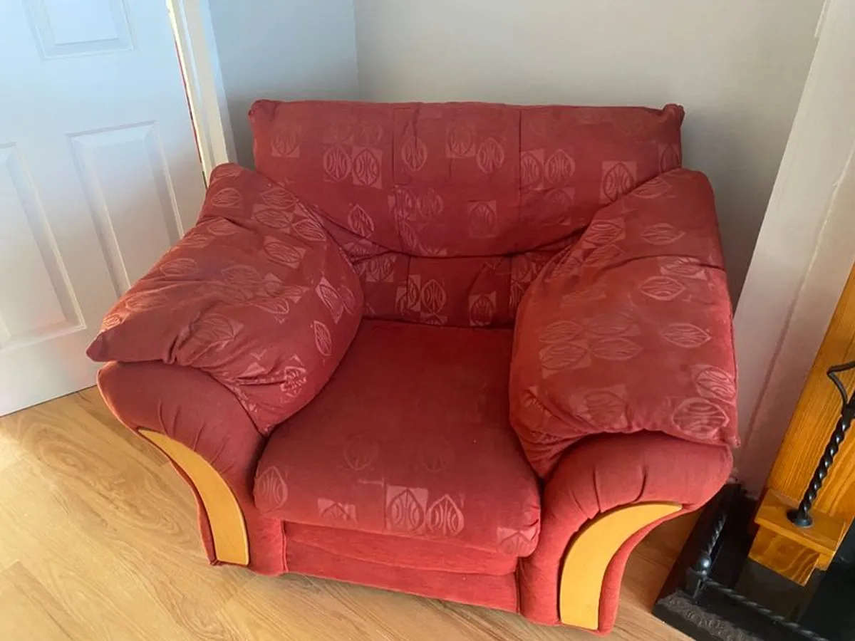 3-2-1 comfy sofa - Image 3