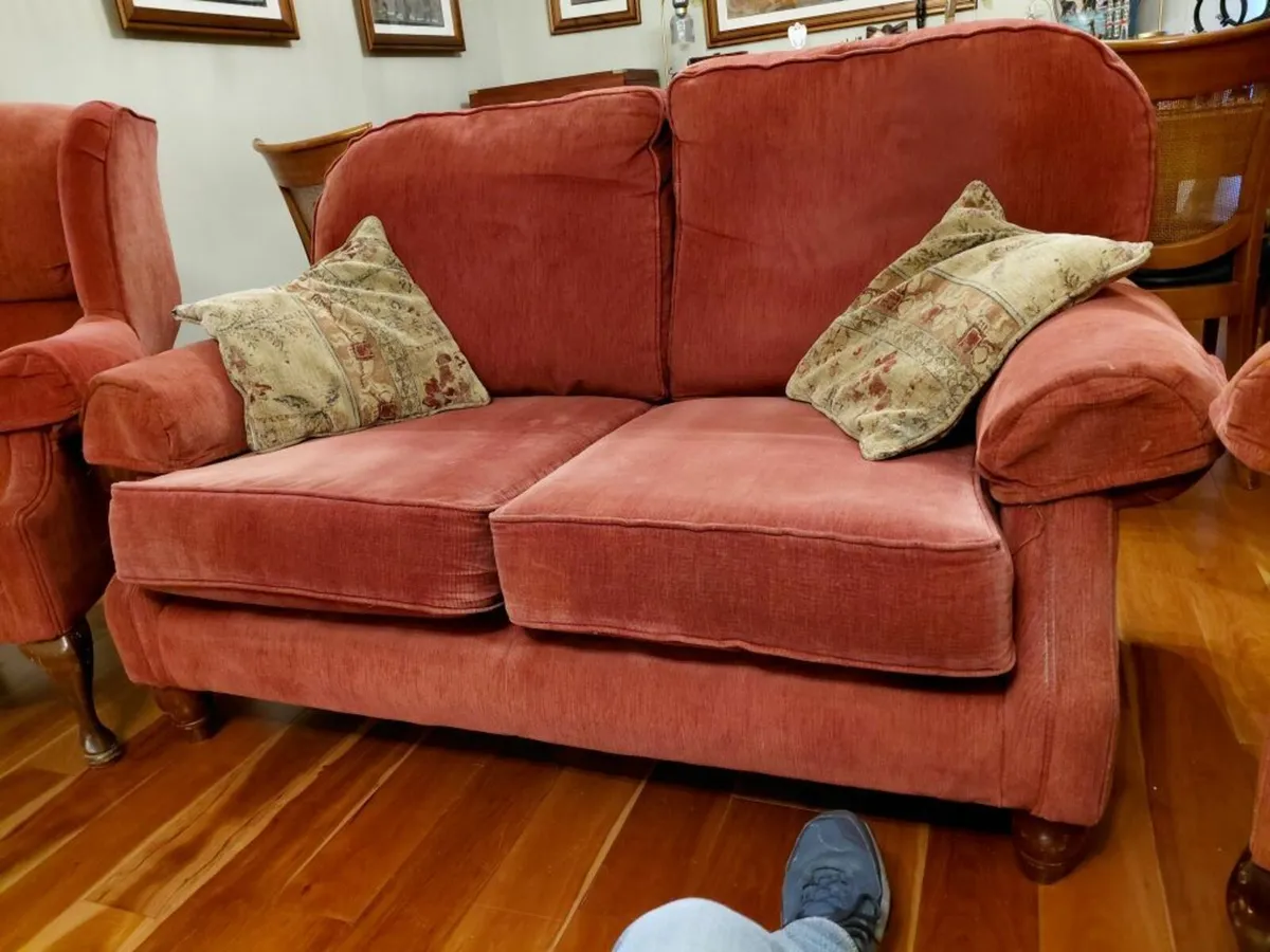 Sofa 2 Chairs Ottoman - Image 4