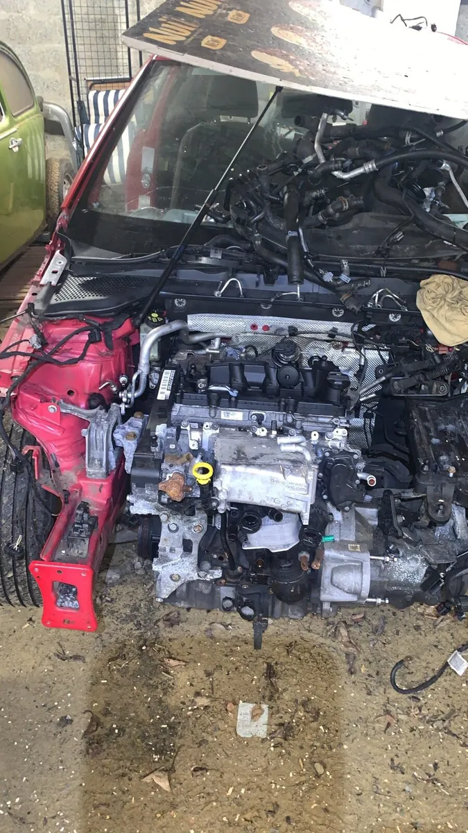 Mk7 golf breaking - Image 1