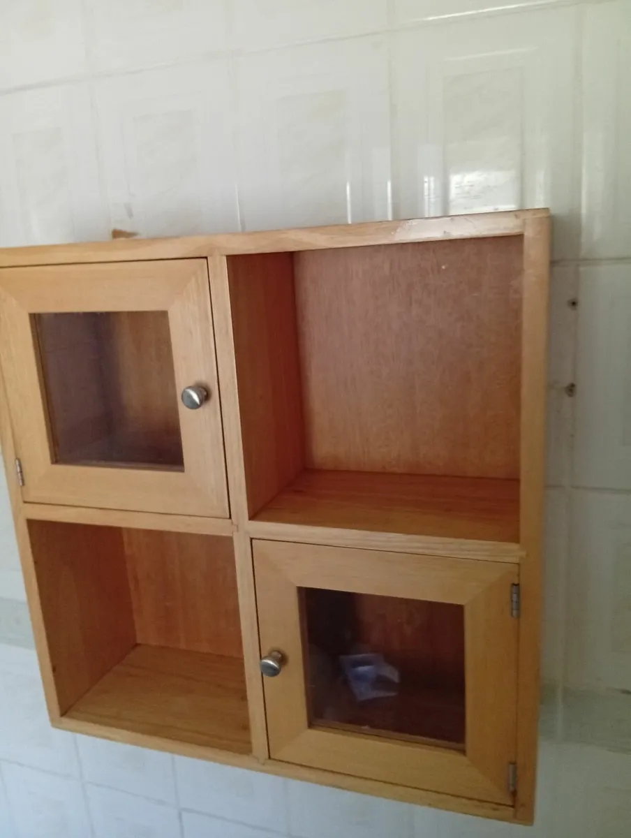 Oak Solid Quality Bathroom cabinet storage unit - Image 1