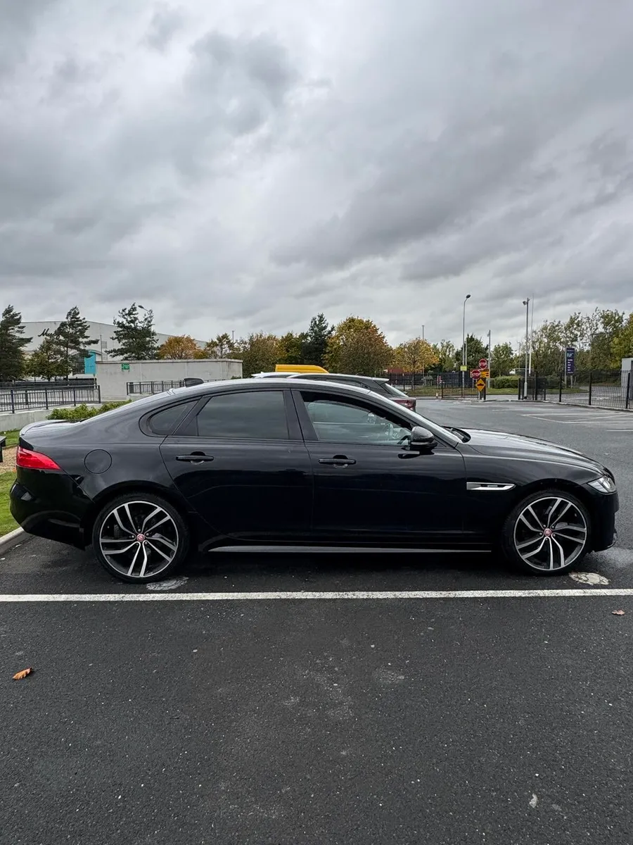 Jaguar XF F Sport - Image 2