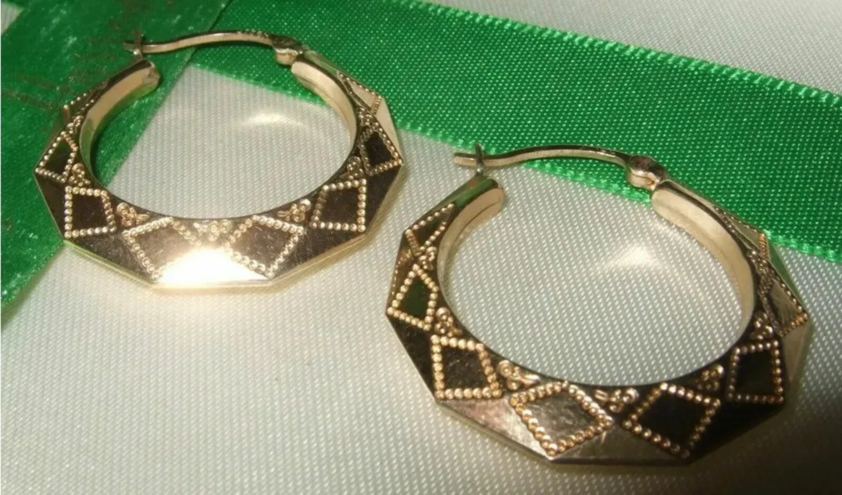 Vintage 9ct Gold Harlequin Diamond Hoops - Image 4