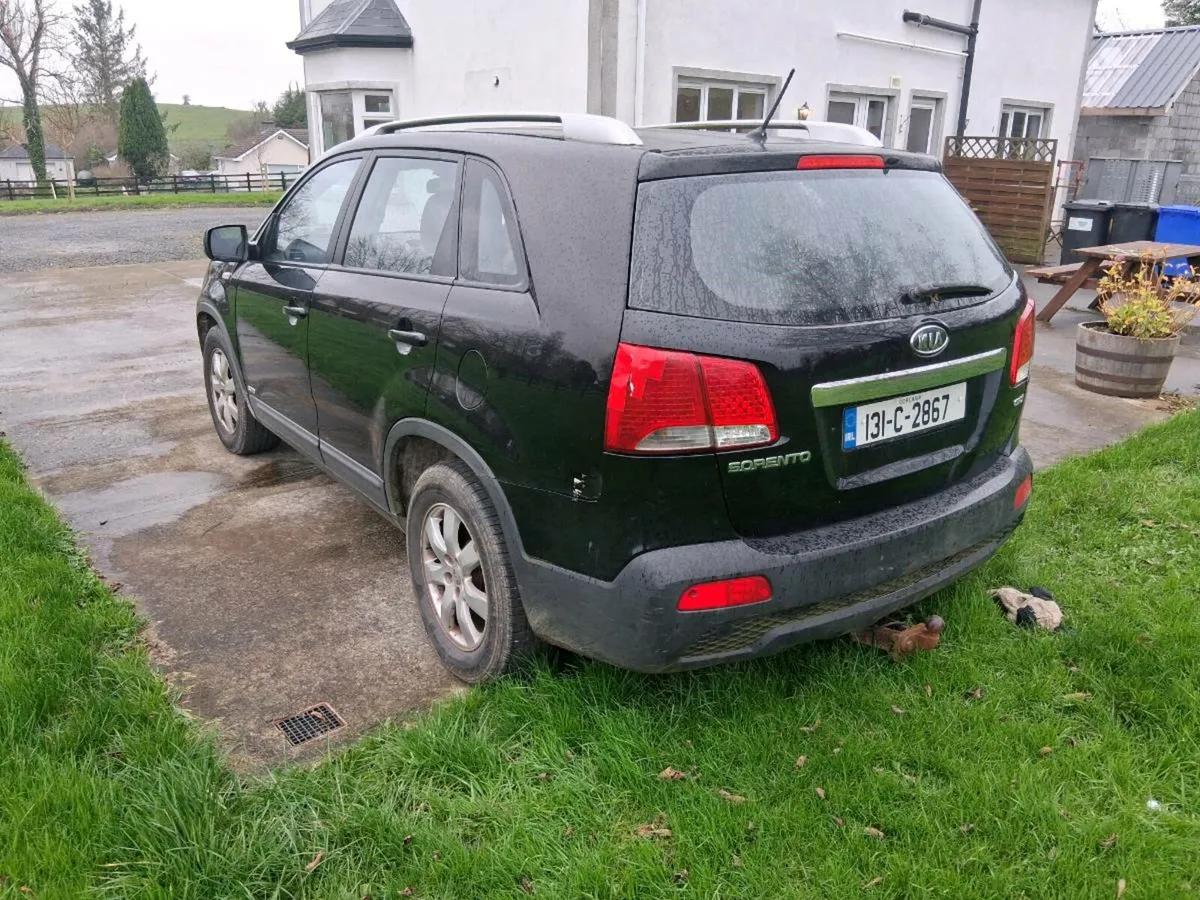 2013 kia sorrento, needs engine - Image 2