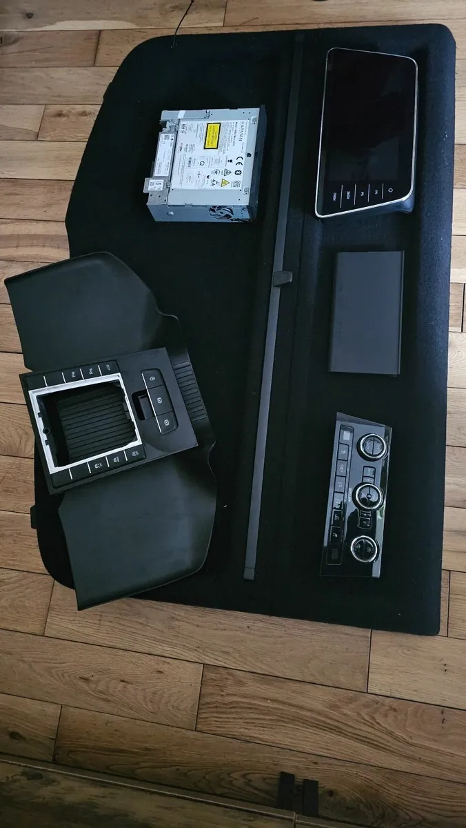 Skoda SuperB 3 / AUDI / VW / parts & accessories - Image 1