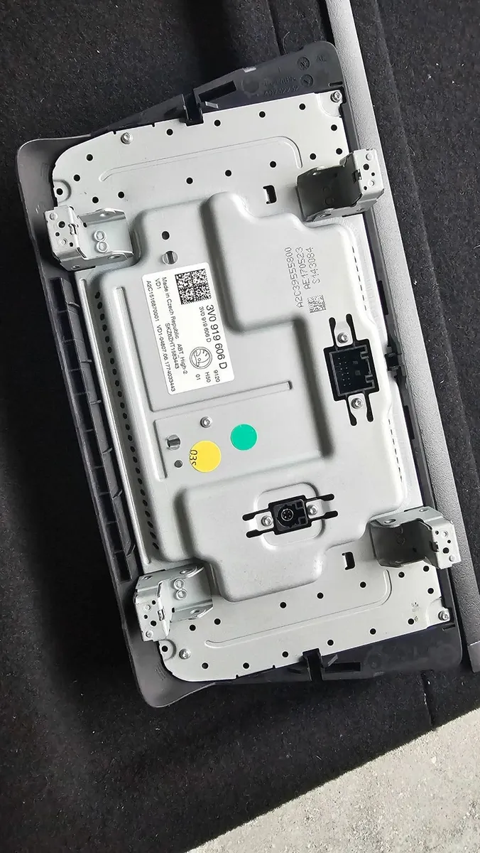 Skoda SuperB 3 / AUDI / VW / parts & accessories - Image 4