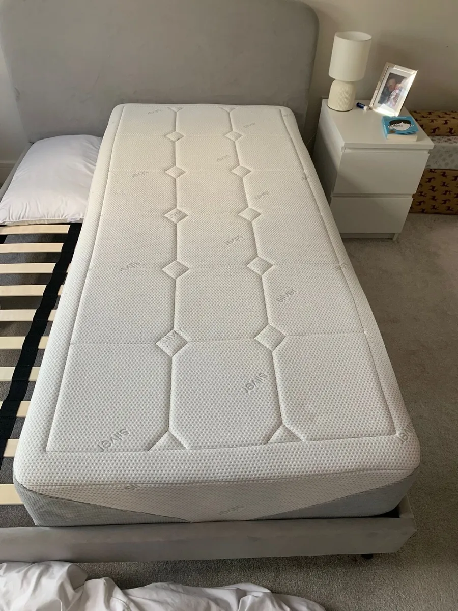 Casey’s Memory Foam Mattress - Image 1