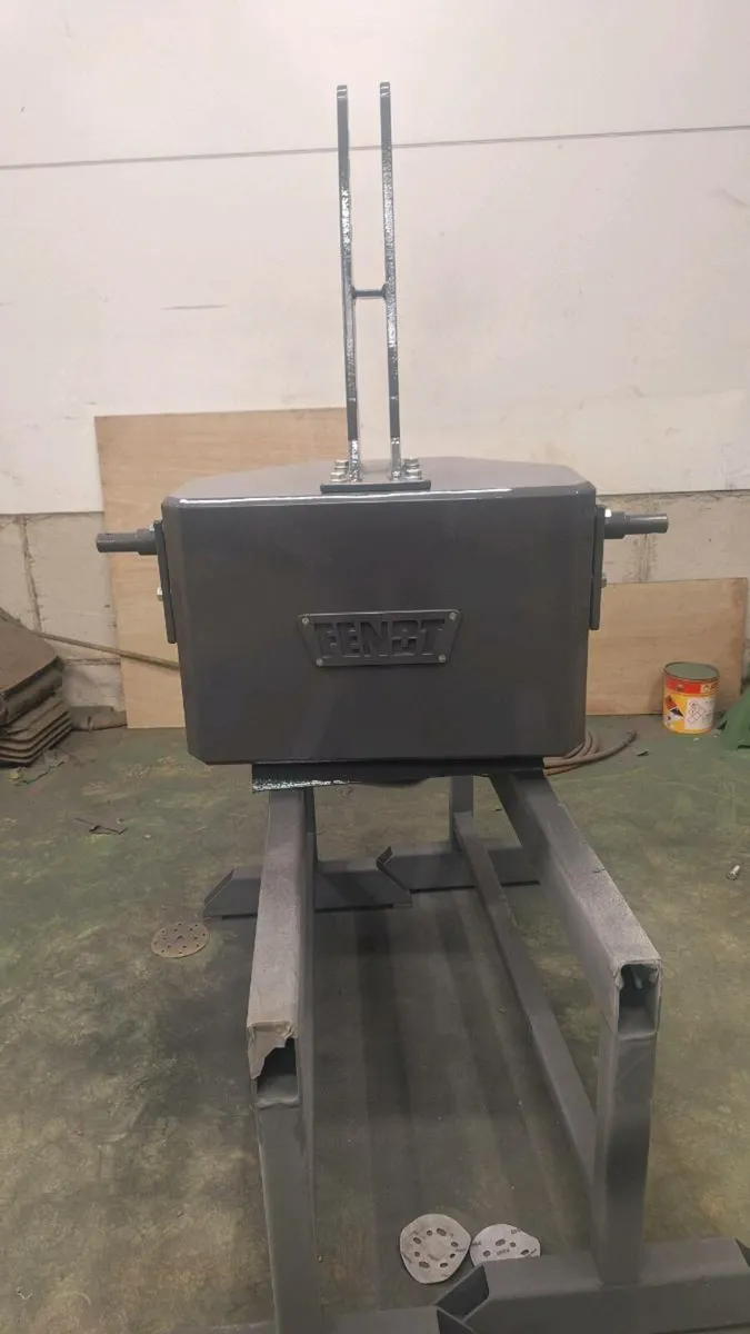 Fendt style weight - Image 3