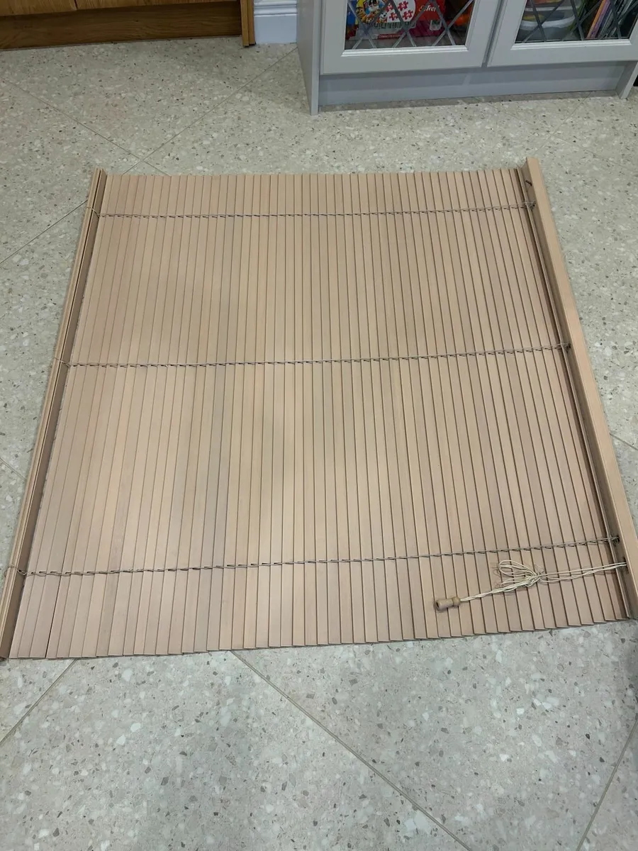 Venetian Blind.  - FREE to collect. - Image 1
