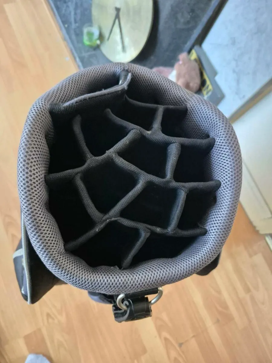 Wilson golf bag - Image 2