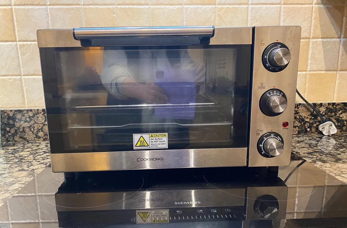 Cookworks counter top mini electric oven - Image 3