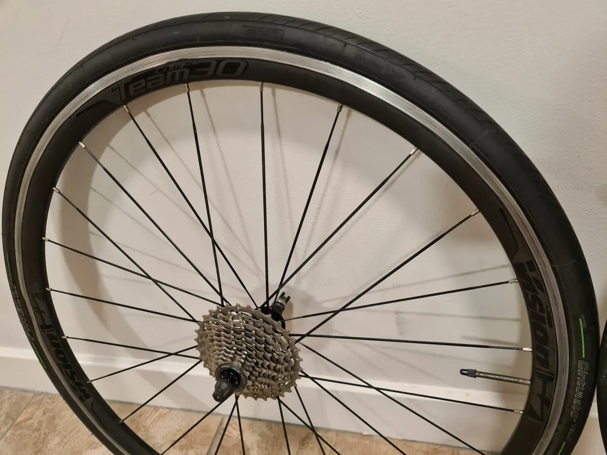 Vosion 30mm depth wheels for road bike (rim brake) - Image 2