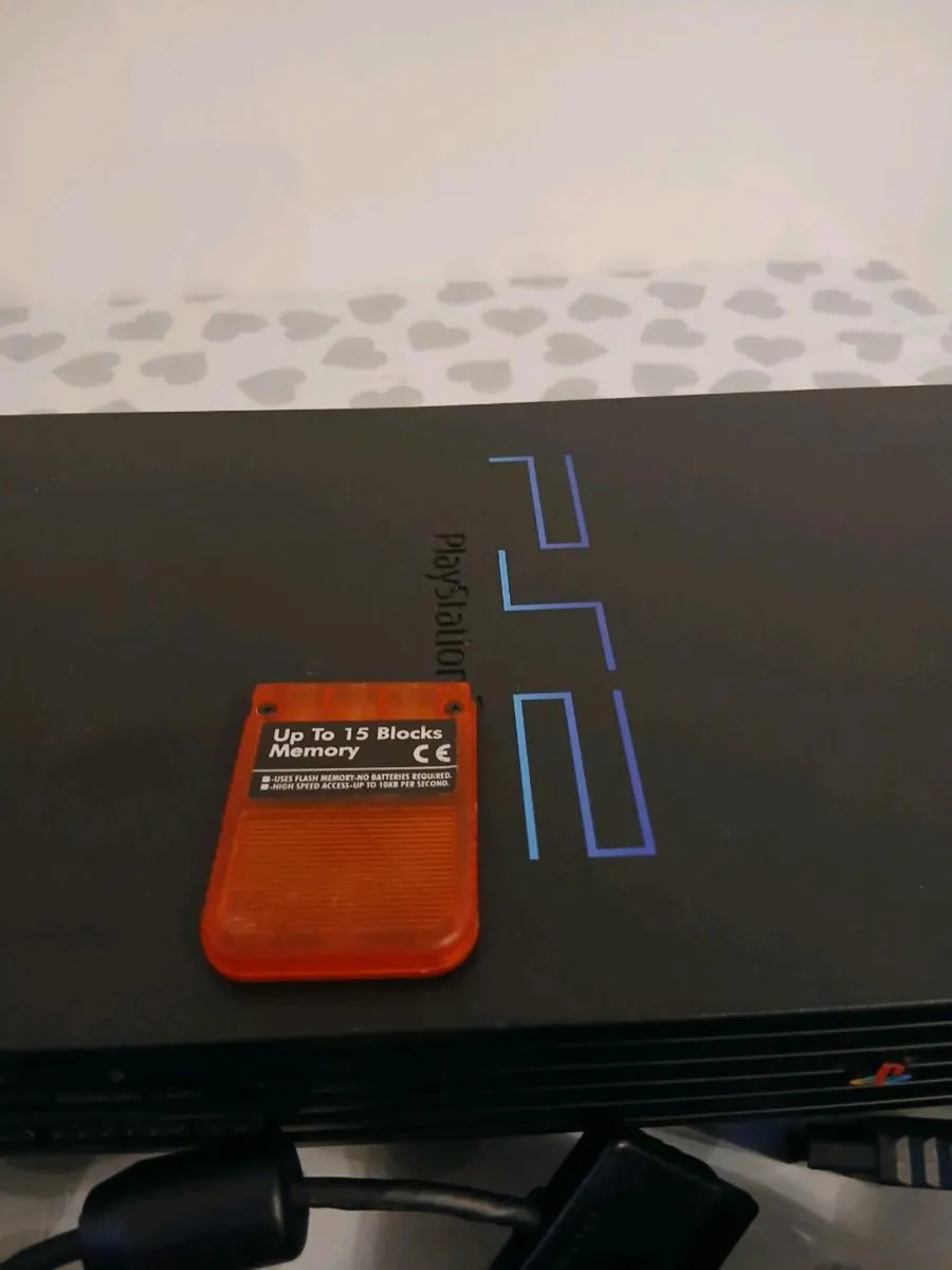 PlayStation 2 + 2 controllers - Image 4