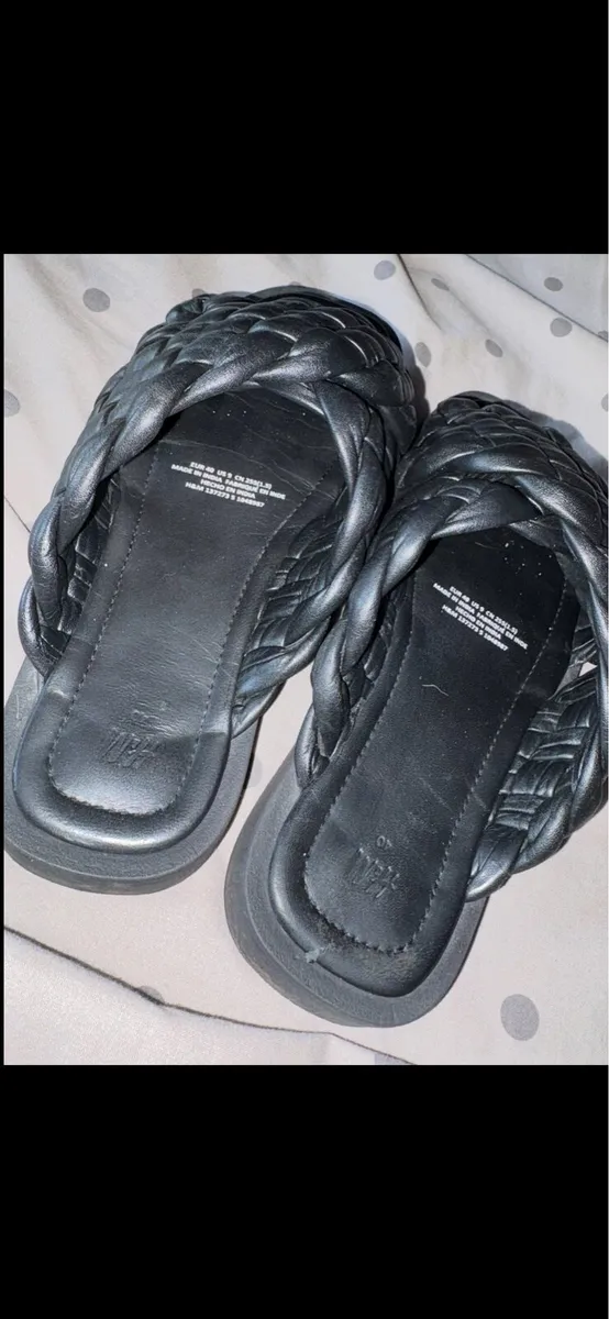 H&M Chunky Sliders - Image 2