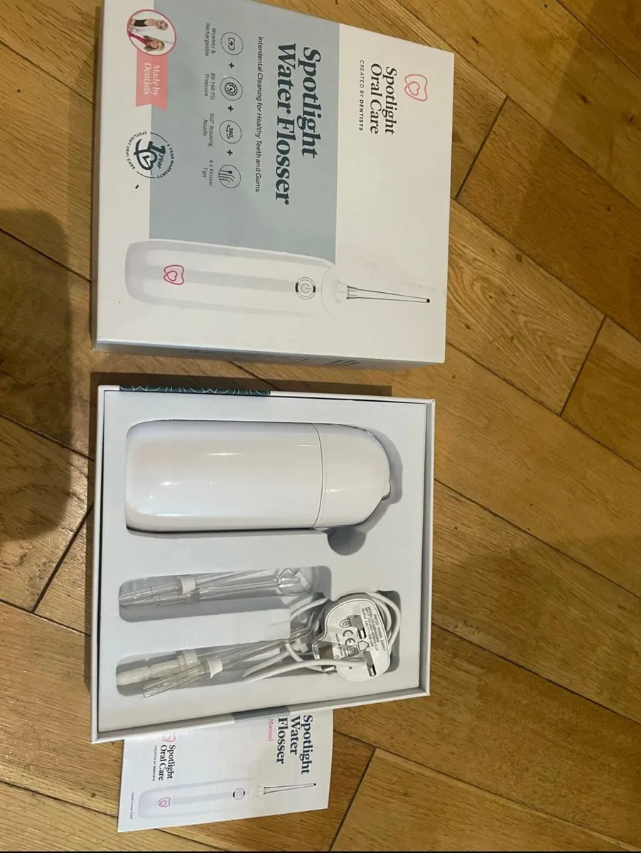 Spotlight  Water Flosser and Sonic Toothbrush - Image 3