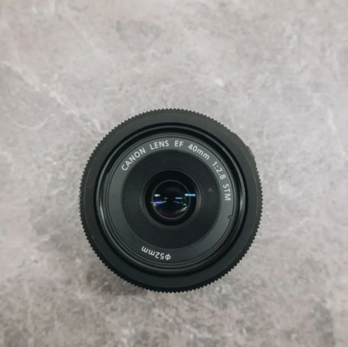 Canon EF 40mm f2.8 - Image 2