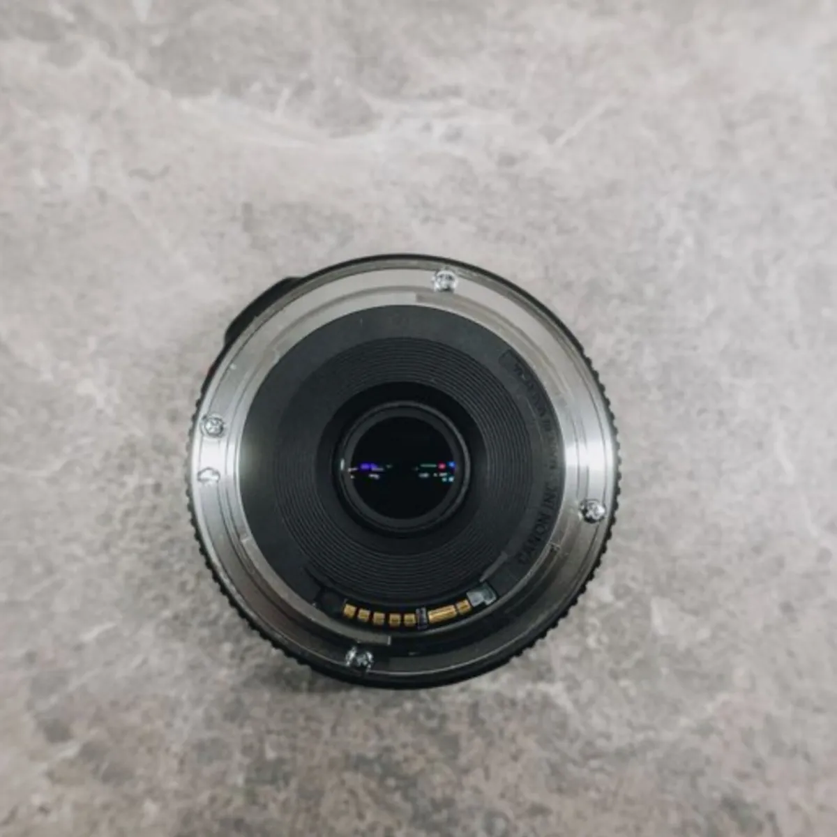 Canon EF 40mm f2.8 - Image 3