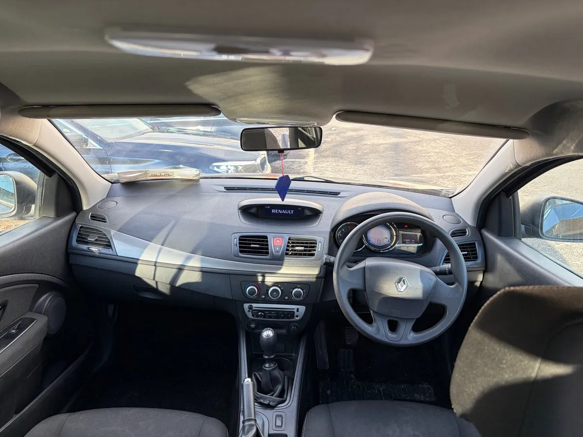 Renault Fluence 2015 - Image 3