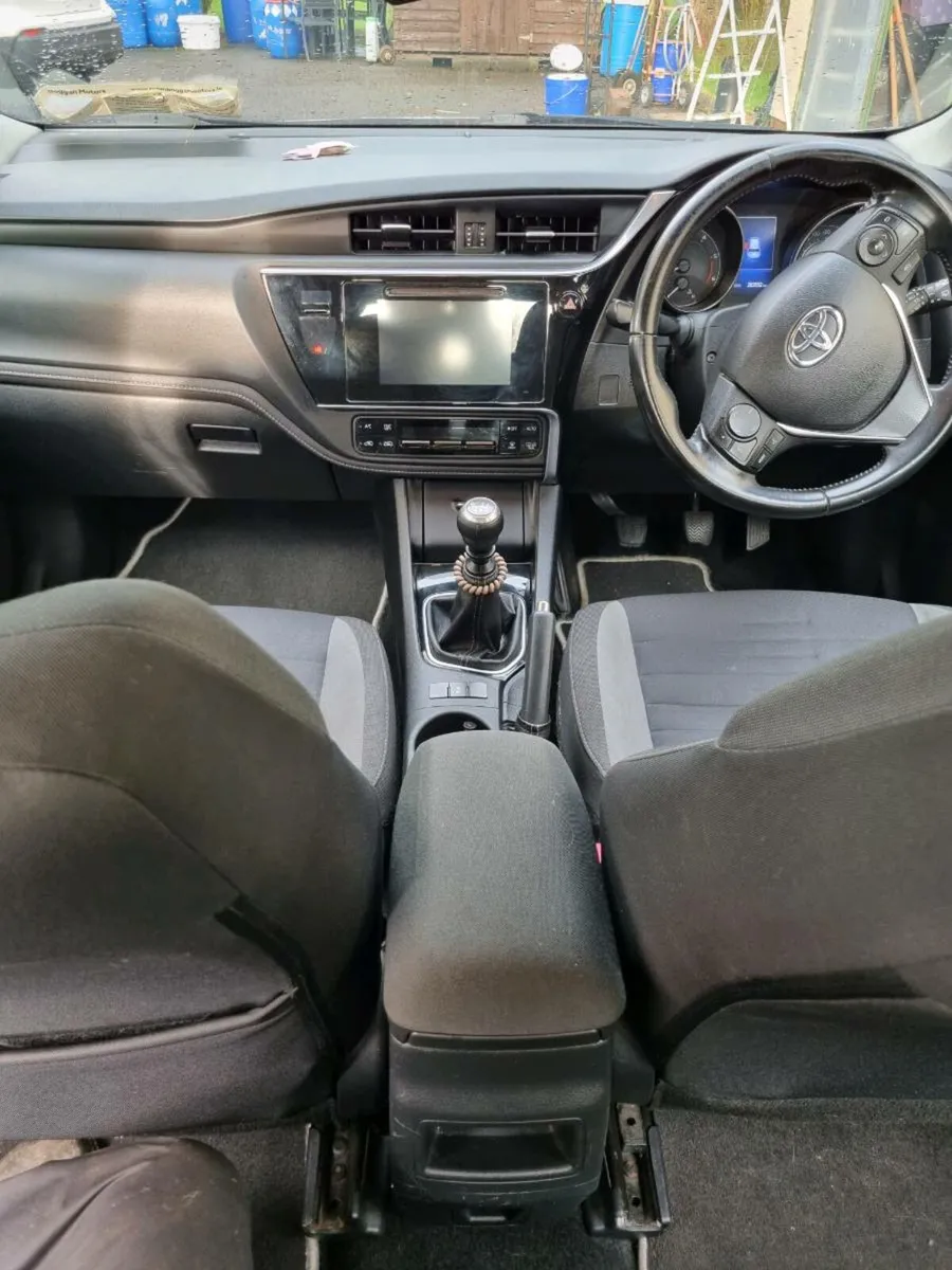 Toyota Auris - Image 3
