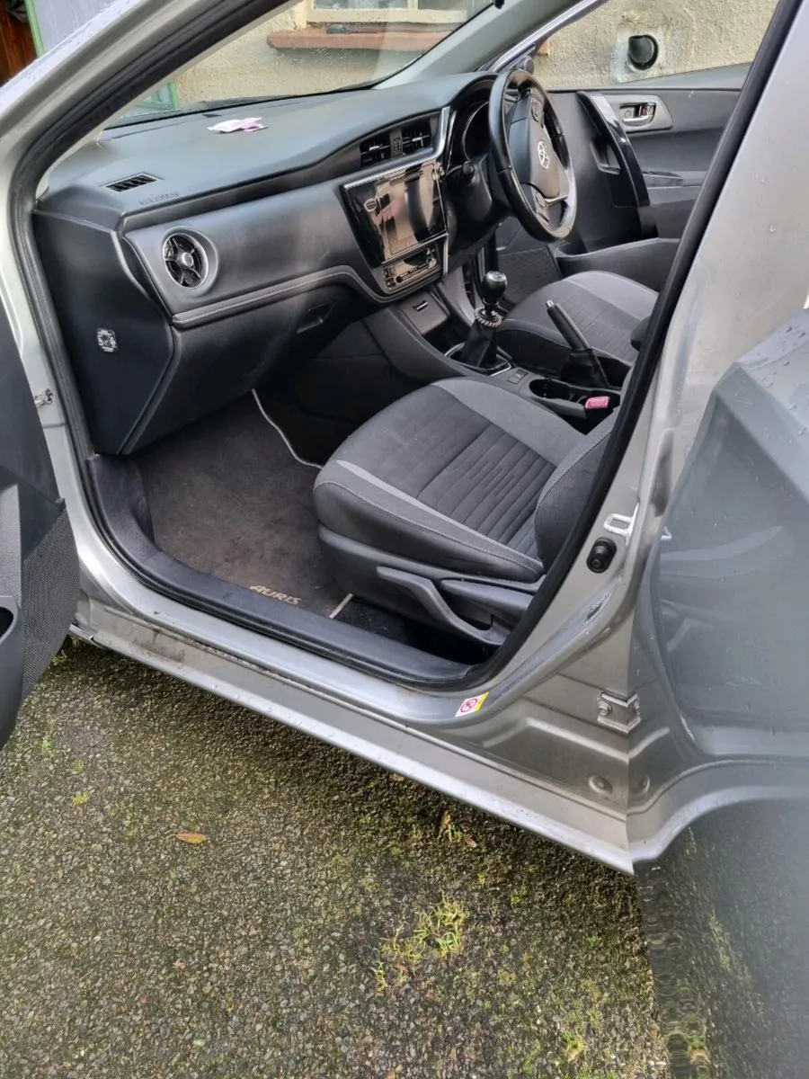 Toyota Auris - Image 4