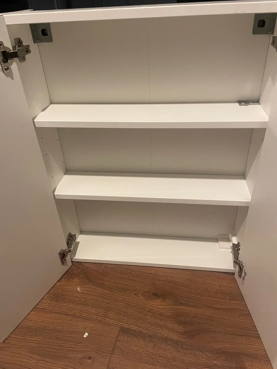 Bathroom mirrored cabinet - Image 3