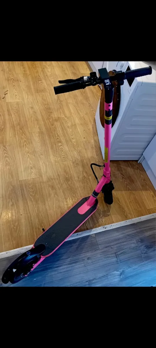 Electric Folding Scooters - Image 1