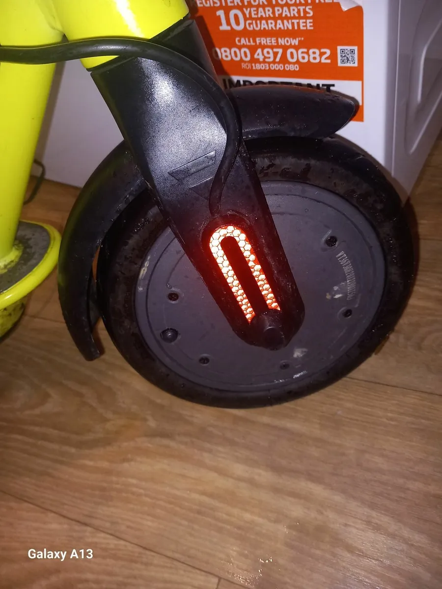 Electric Folding Scooters - Image 4