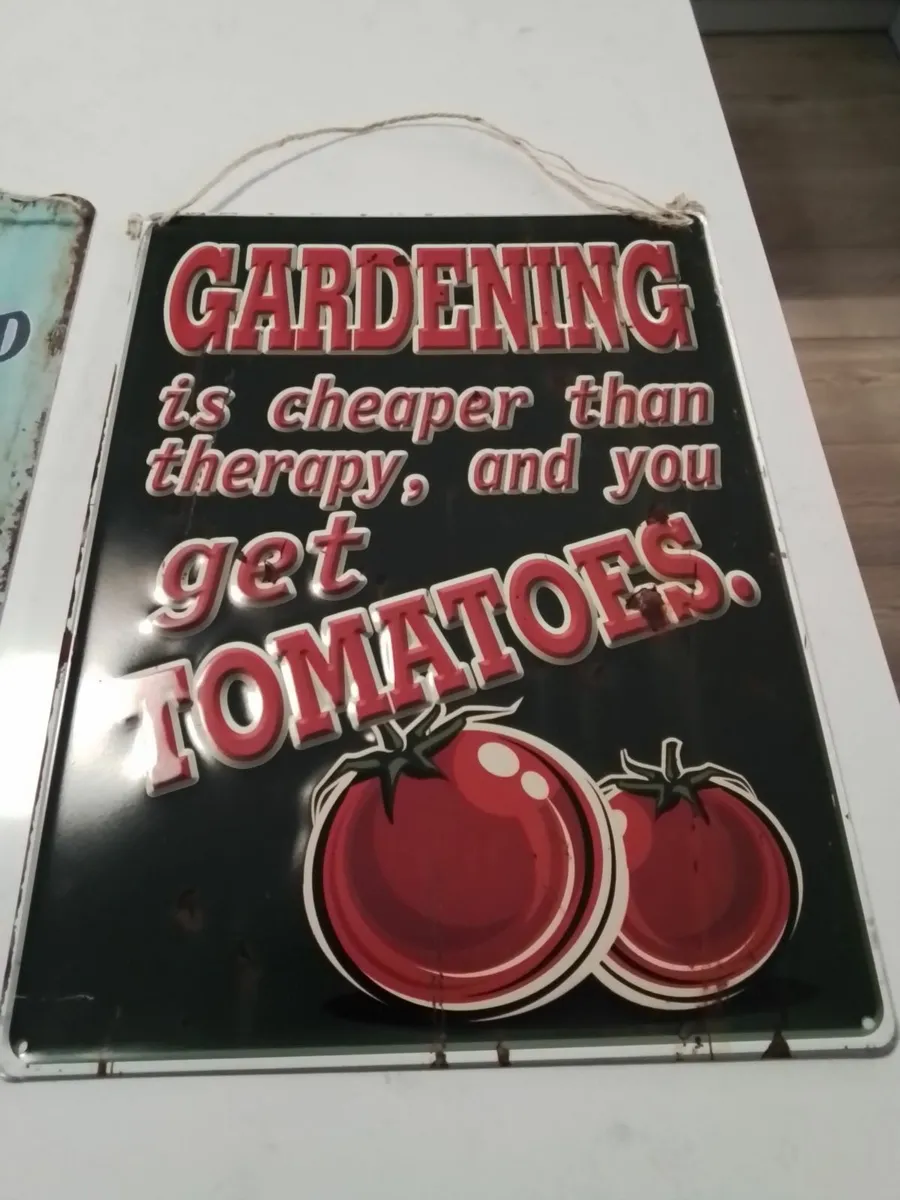 2 metal signs