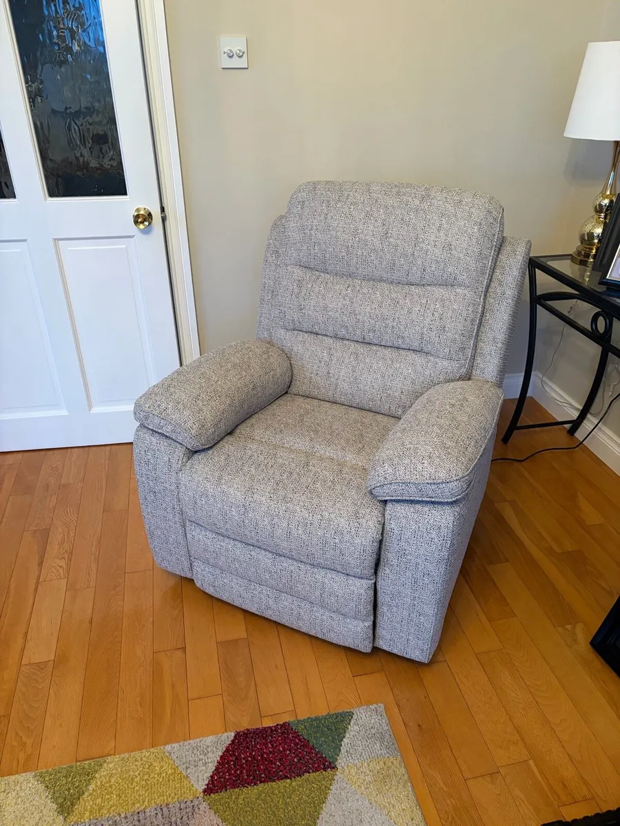 3+2+1 Reclining Sofas - Image 4