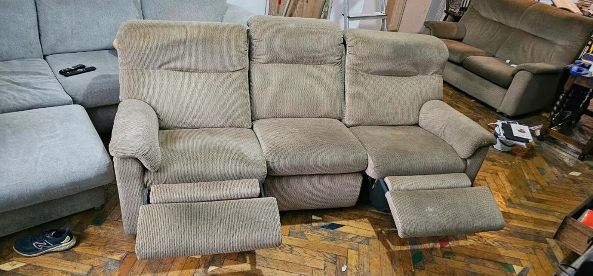 Couch Recliner Parker Knoll 90s - Image 3