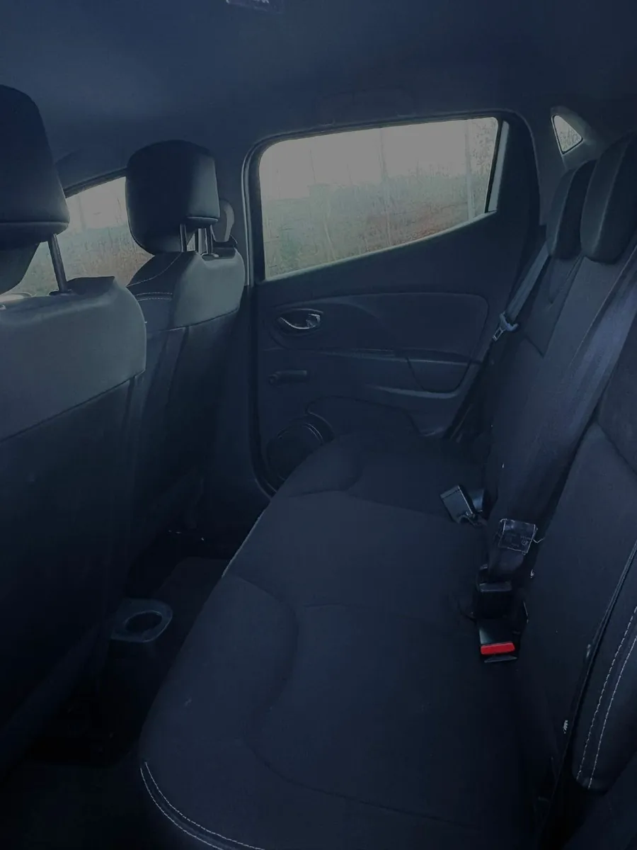 Renault Clio 2015 - Image 3
