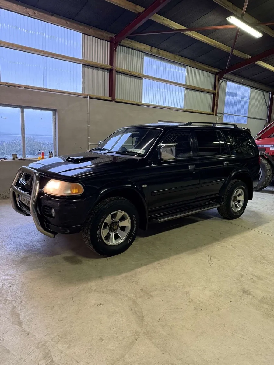 2007 Mitsubishi Pajero Sport LWB - Image 1