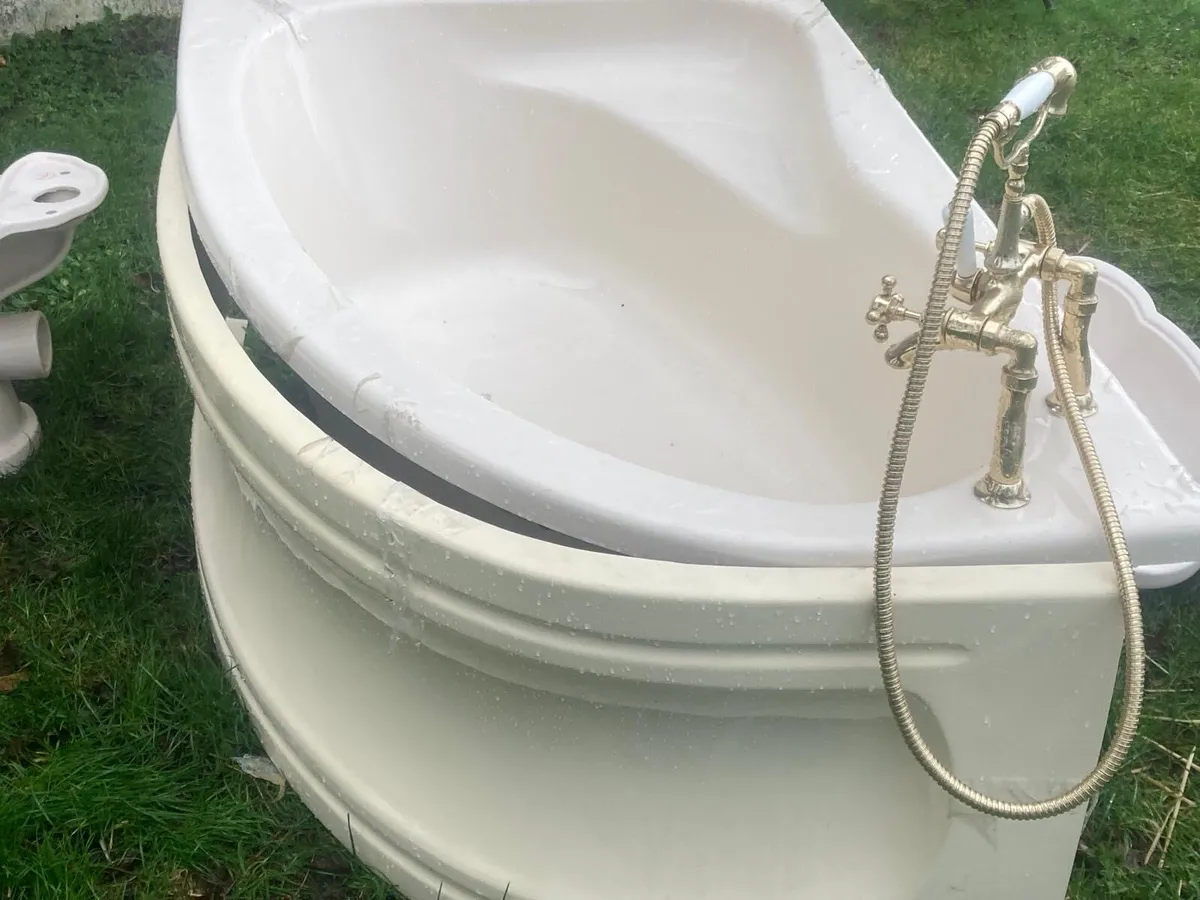 Full 6 bathroom set - Image 2