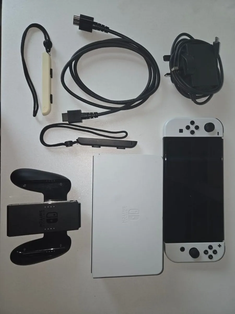 Nintendo Switch - Image 3