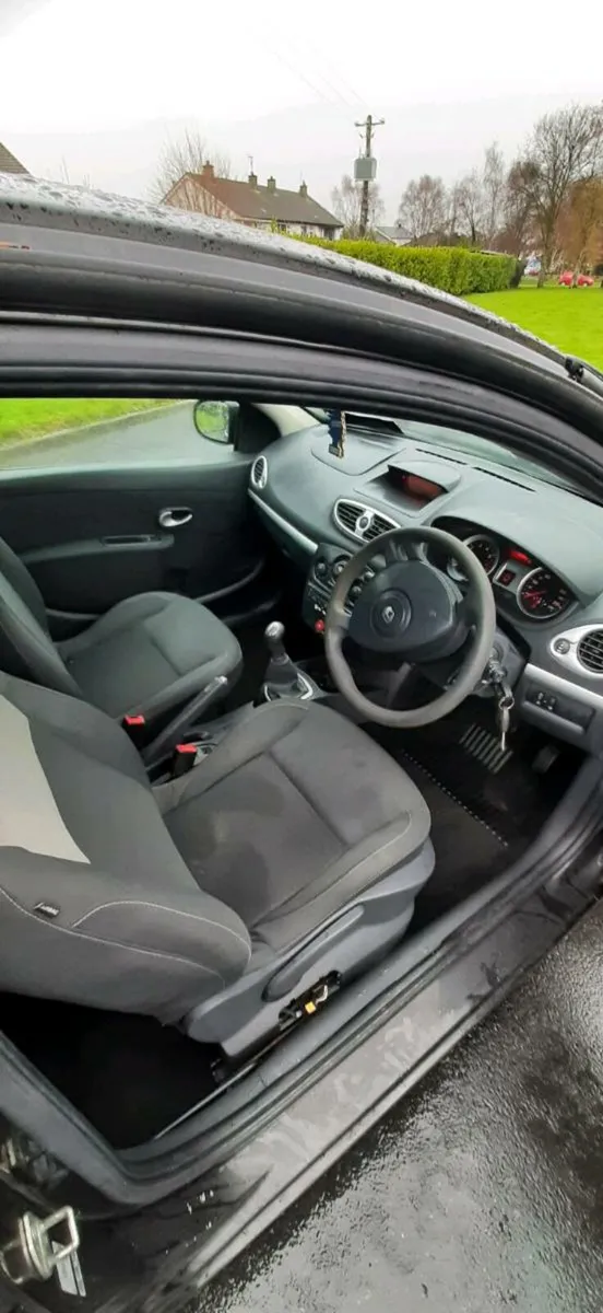2010 Renault clio 1.2 - Image 3